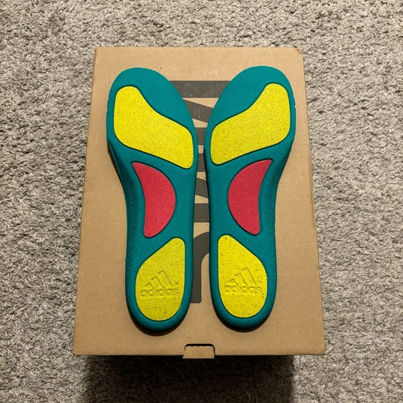 Adidas Yeezy 500 Taupe Light size 11 - Picture 9 of 11